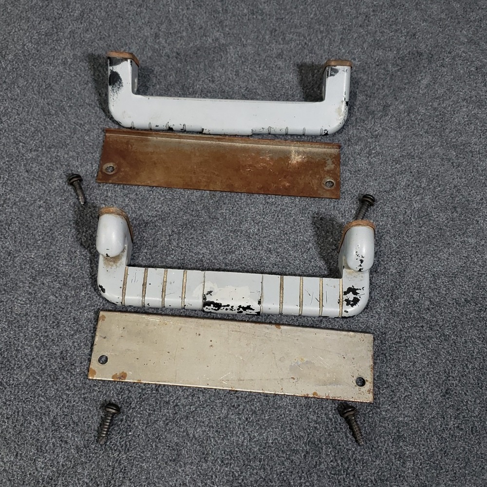 Westinghouse‎ Roaster Oven RO-91 and Older + Bakelite Side Handles and Hardware - Picture 4 of 5